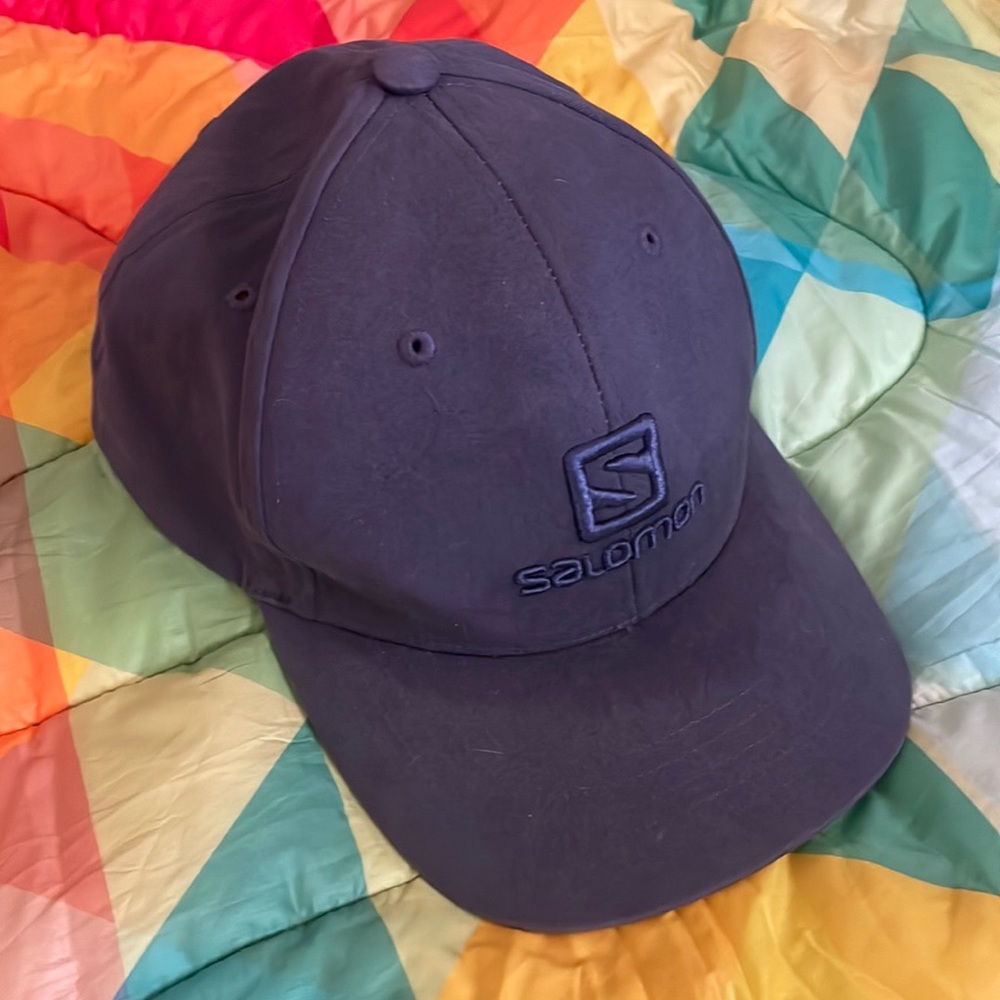Salomon Hat